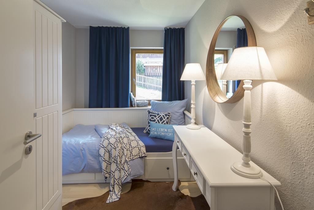 Abnoba Mons Design Apartment Lenzkirch Extérieur photo